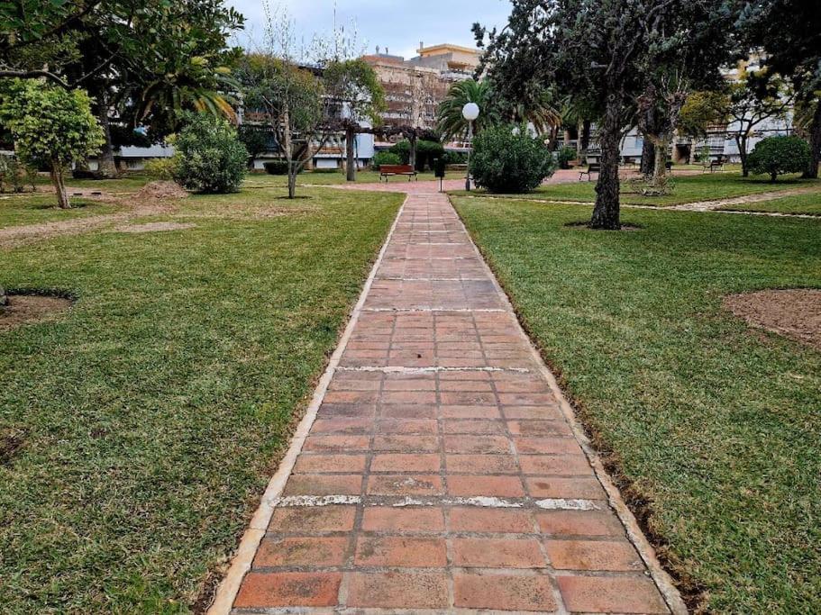 Apartamento A Un Paso De Playa Salou Eksteriør billede